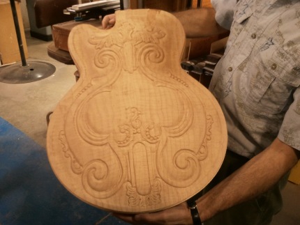 Gibson Guitars - Custom Carving